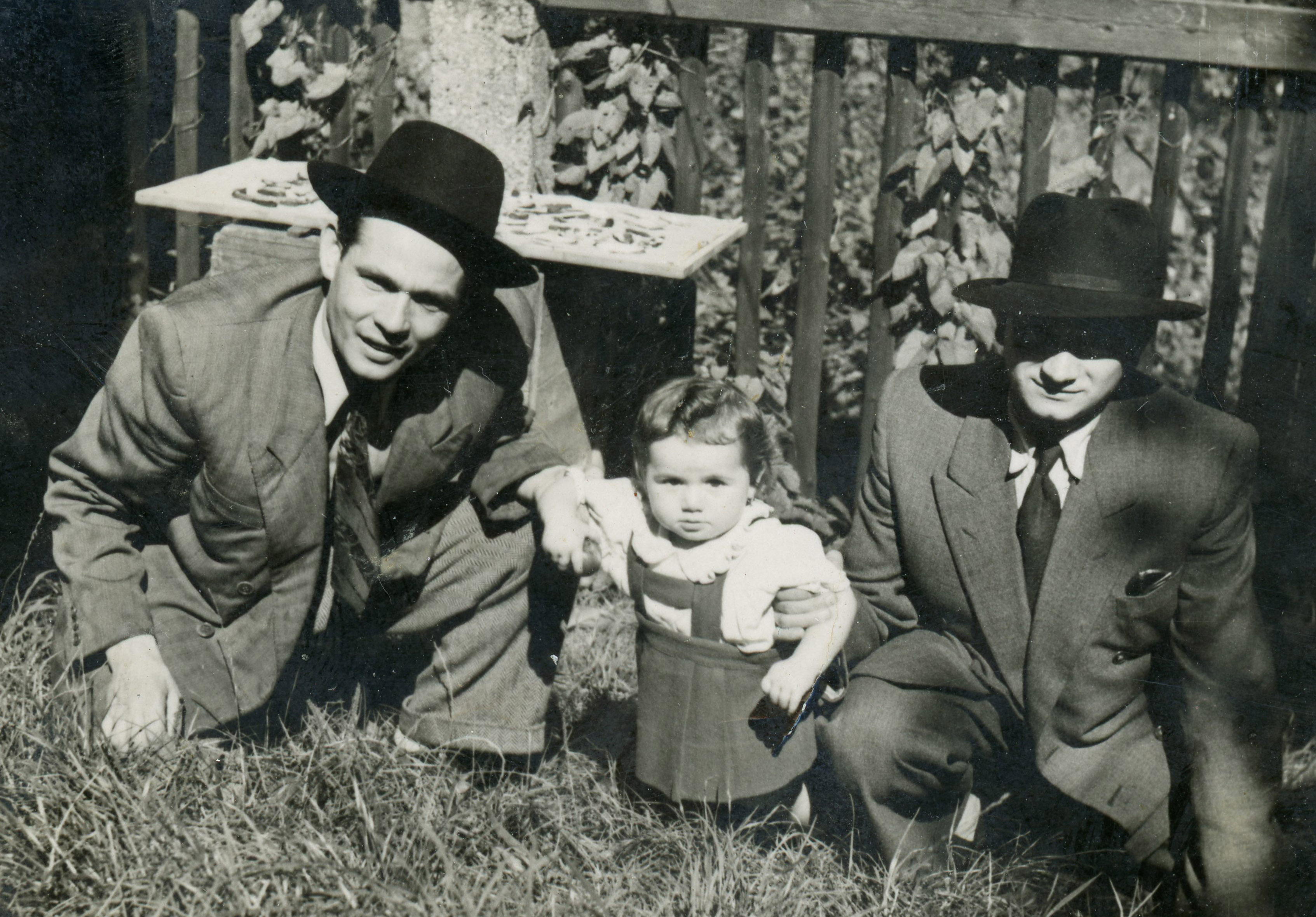  My uncle Yankel Visel, daughter Chana and brother in law Moshe Miller 